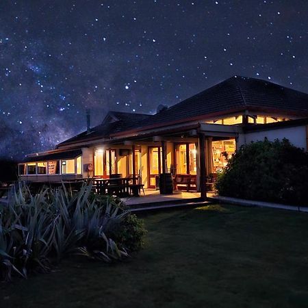 Te Anau Manapouri Lake Hotel Buitenkant foto