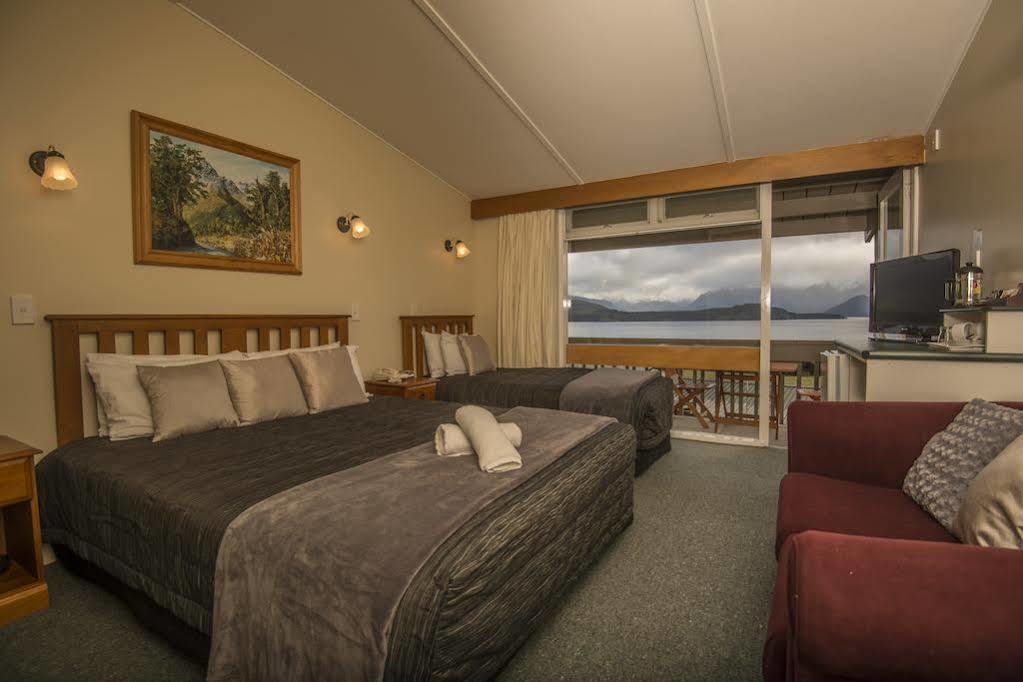 Te Anau Manapouri Lake Hotel Buitenkant foto