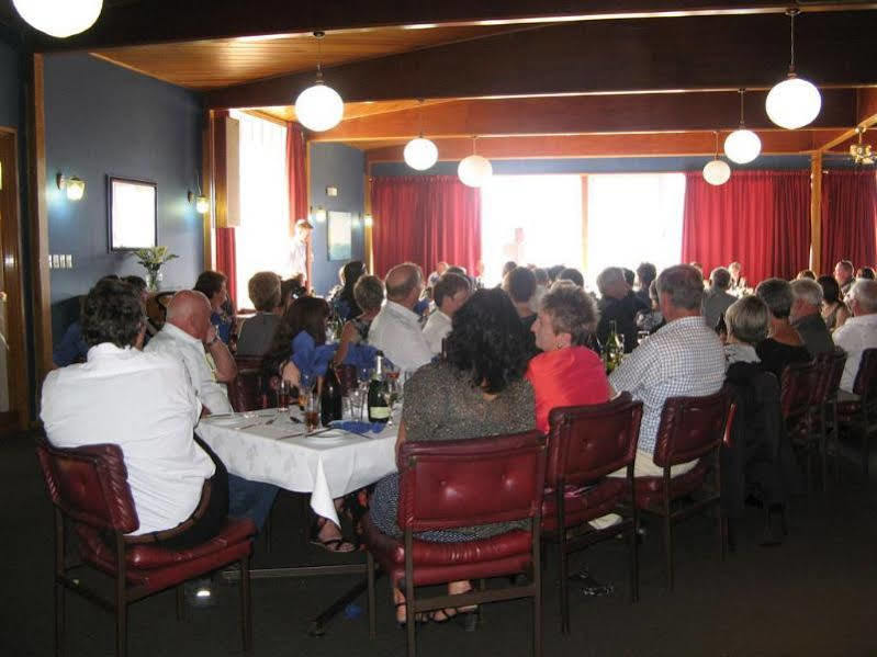 Te Anau Manapouri Lake Hotel Buitenkant foto